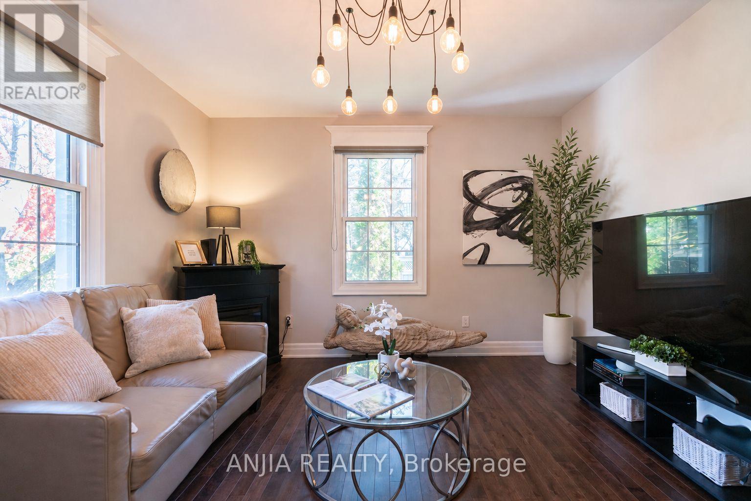 49 Church Street, Markham, ON photo 13