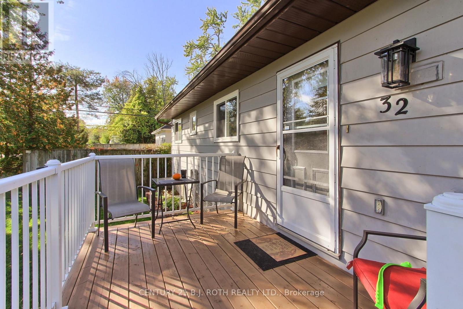 32 Franklin Beach Road, Georgina, ON photo 4
