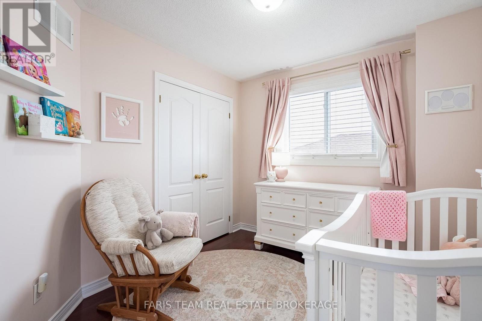 36 Red Oak Drive, Barrie, ON photo 15