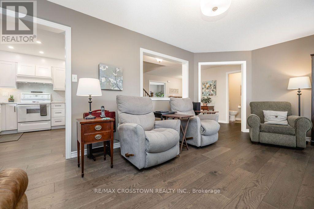 33 Raquel Street, Barrie, ON photo 19