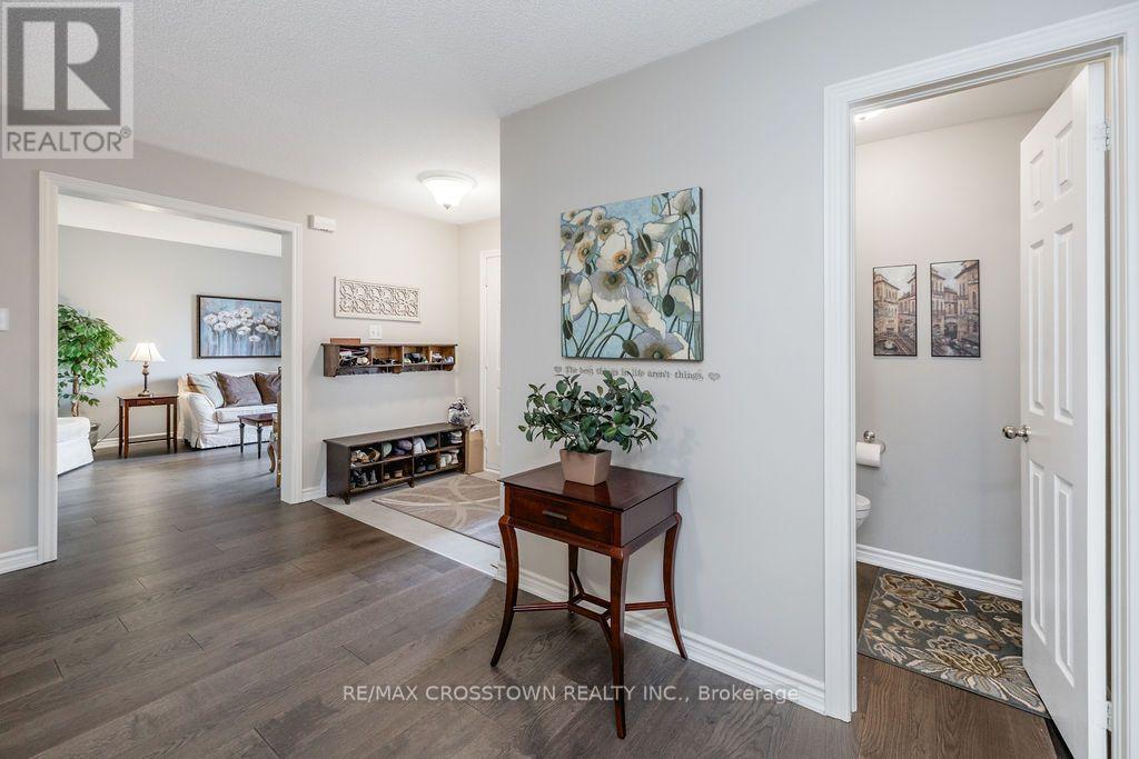 33 Raquel Street, Barrie, ON photo 8