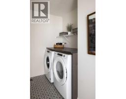 Bedroom - 128 Belmont Place Sw, Calgary, AB T2X0T9 Photo 12