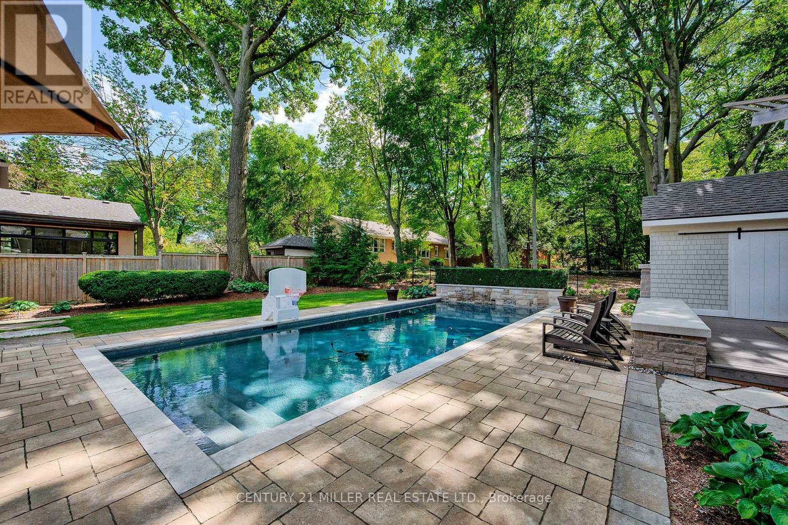 416 Wedgewood Drive, Oakville, ON photo 42