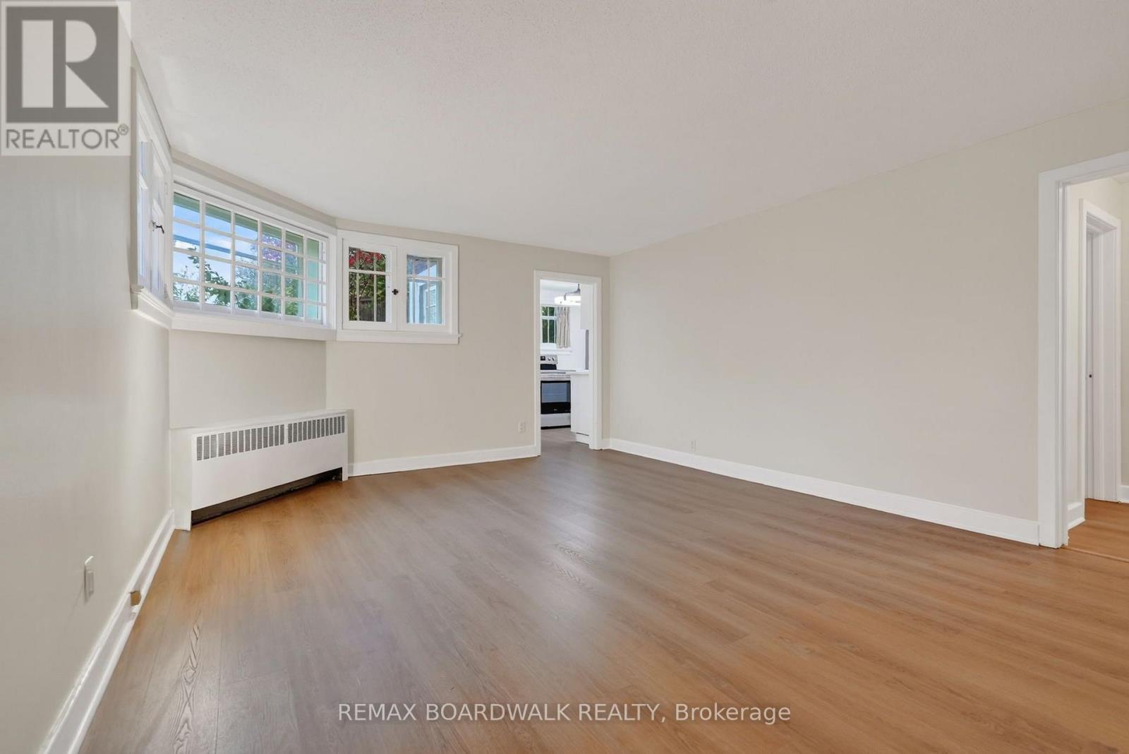 Commercial Condos for Rent in Ottawa – A – 11 KIPPEWA DRIVE, Ottawa – By Peter Sagos - Image 7