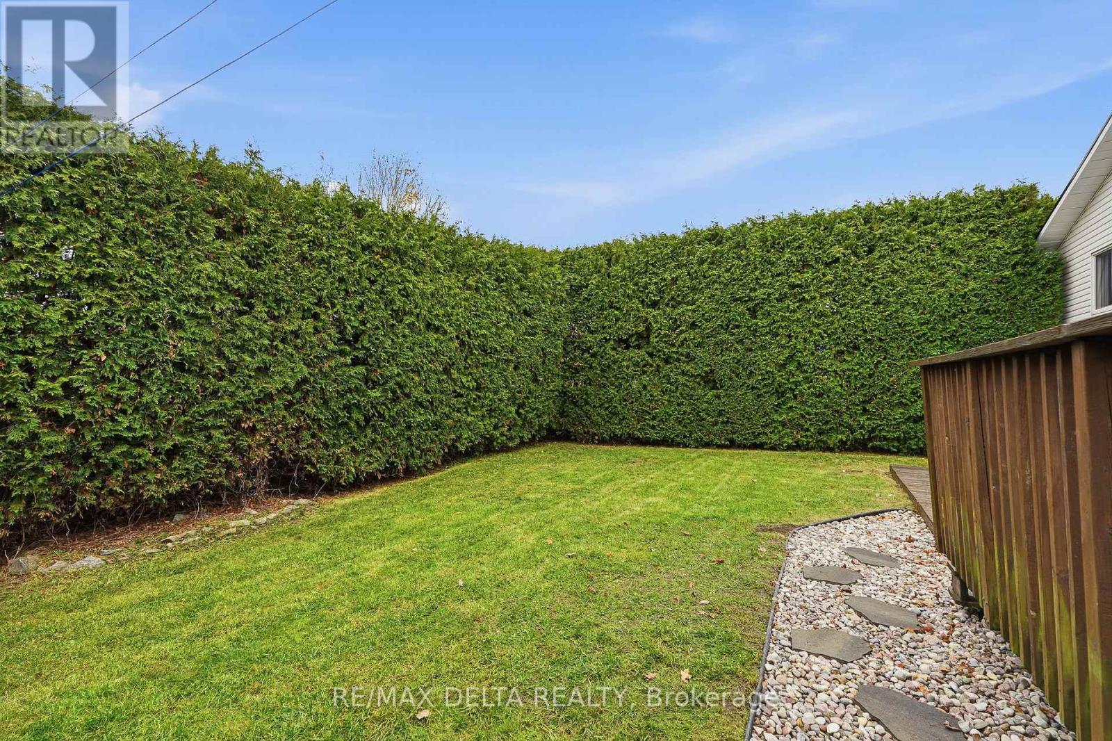 934 COTE STREET - 31