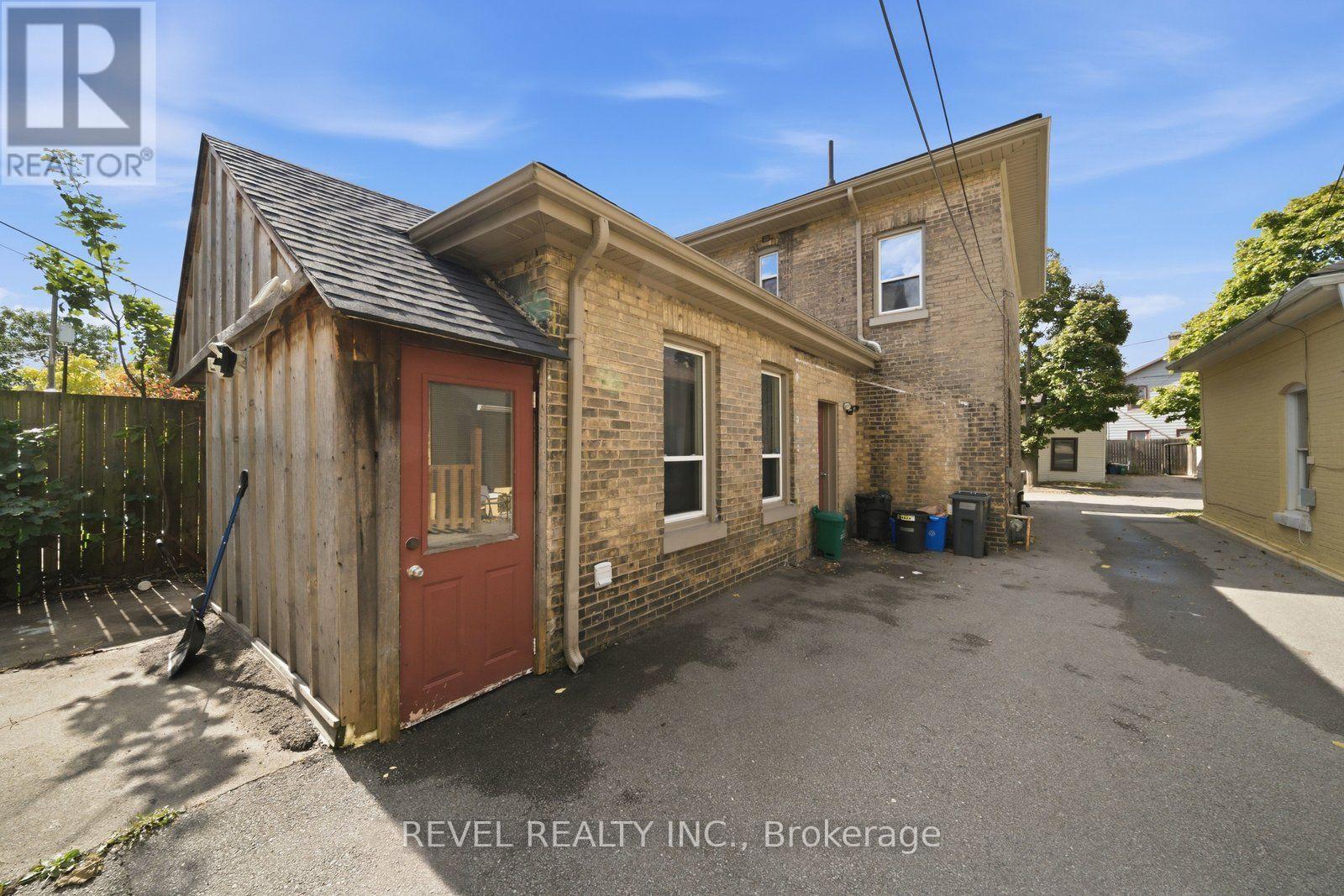 97 Queen Street, Brantford, ON photo 22
