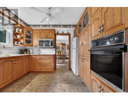 697 Ridge Road W, Grimsby, ON L3M4E7 Photo 21