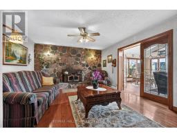 697 Ridge Road W, Grimsby, ON L3M4E7 Photo 23