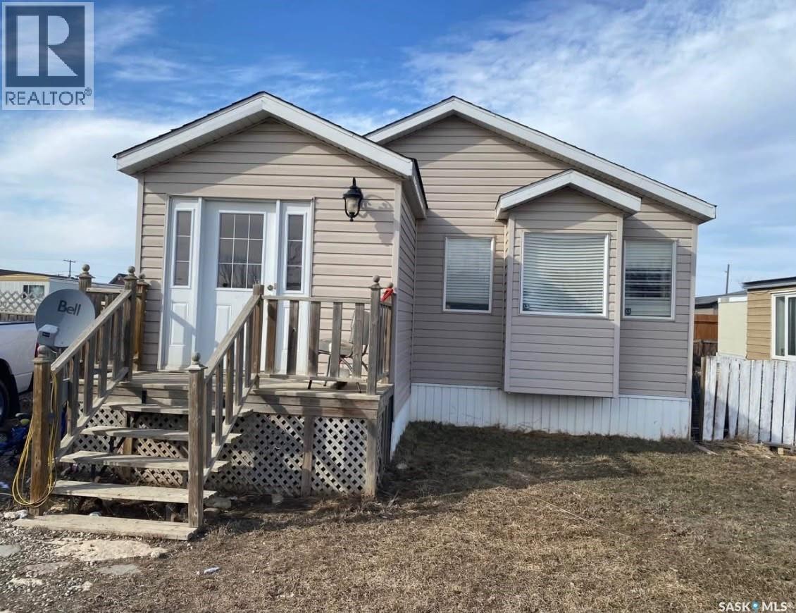 23 106 1ST AVENUE SW, Weyburn