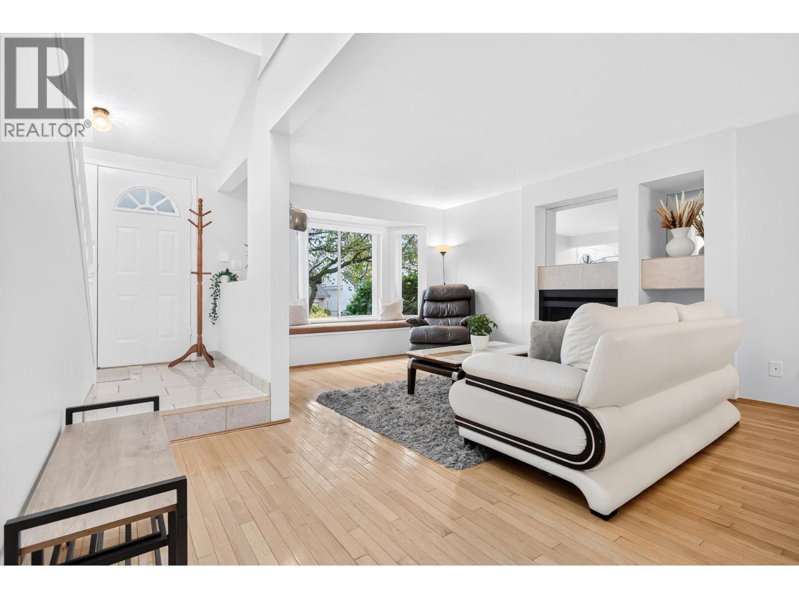 1189 Durant Drive, Coquitlam — photo 2