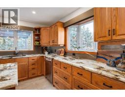 11 Idlewild Estates, Rural Rocky View County, AB T3Z1J1 Photo 16