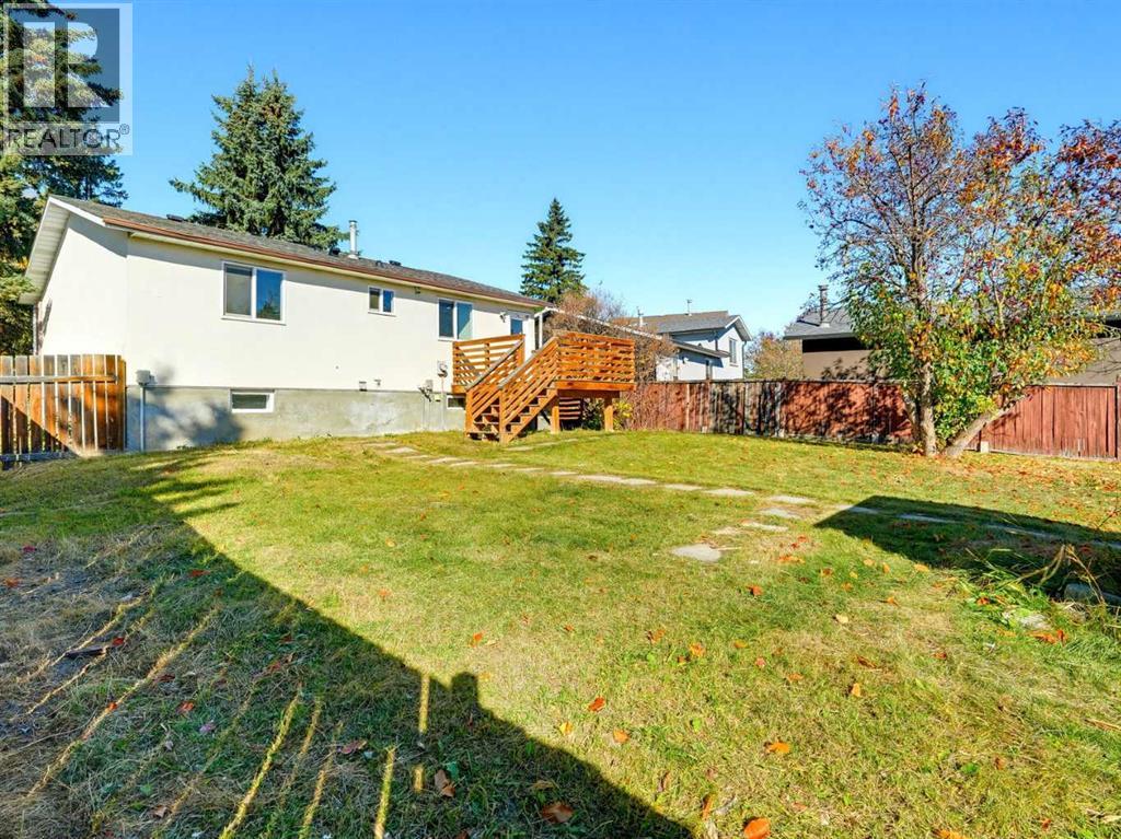 215 Rundlecairn Road NE, Calgary — photo 30