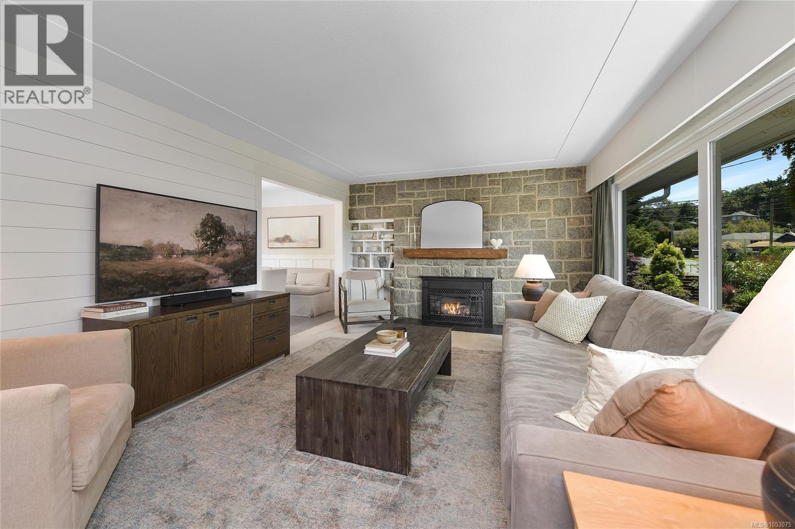  3877 Cedar Hill Cross Road, Saanich
