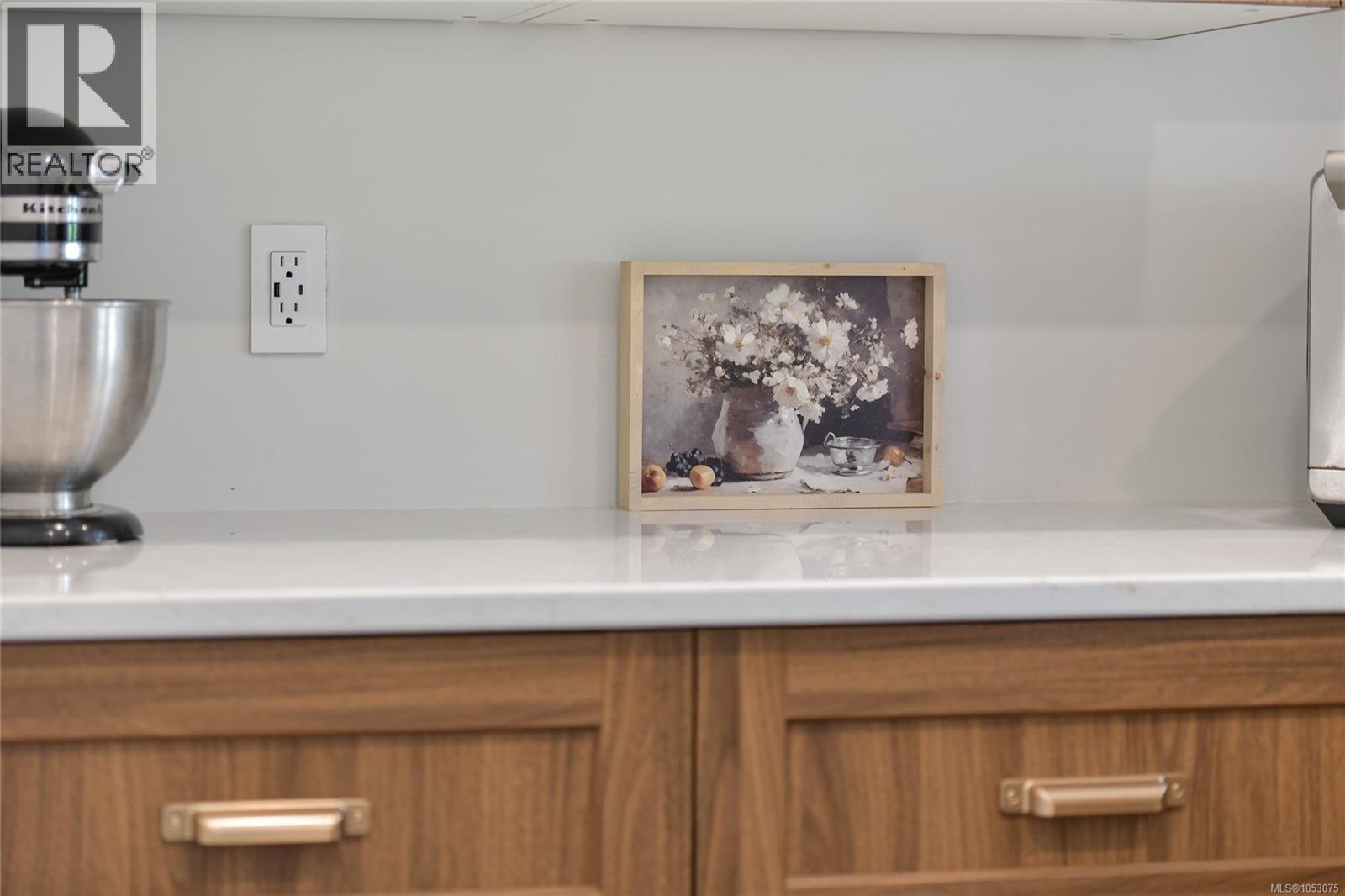  3877 Cedar Hill Cross Road, Saanich