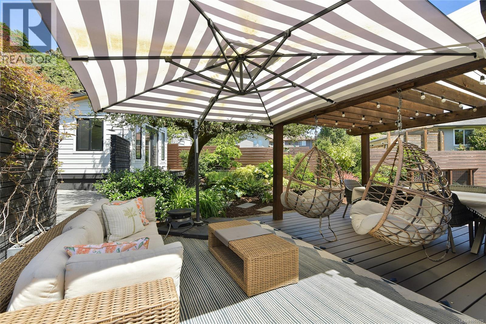  3877 Cedar Hill Cross Road, Saanich