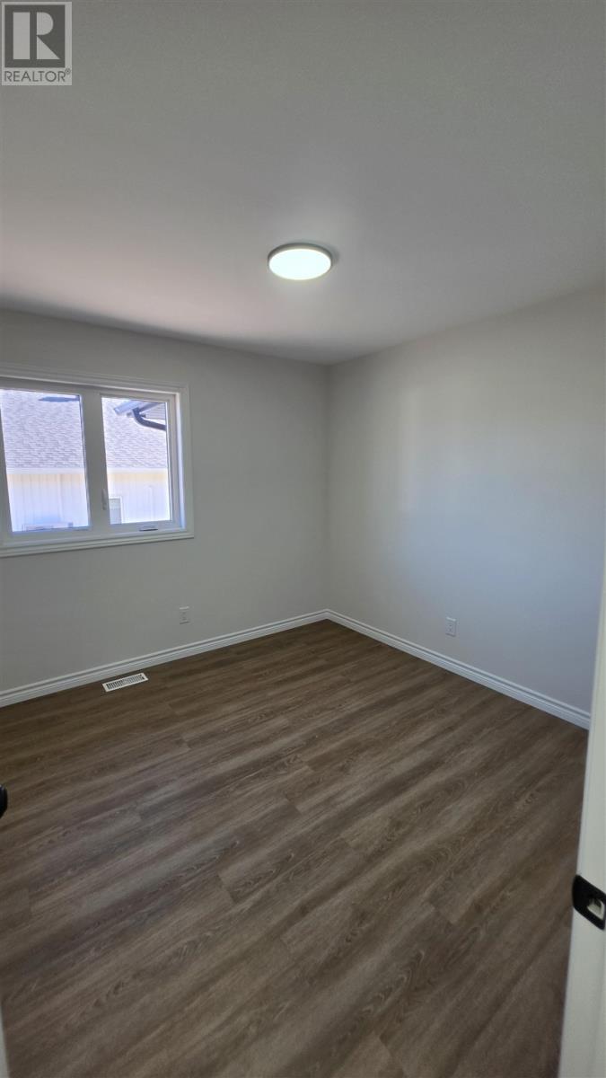 255 East Balfour ST - 22