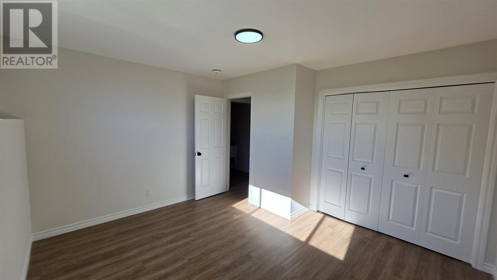 255 East Balfour ST - 38