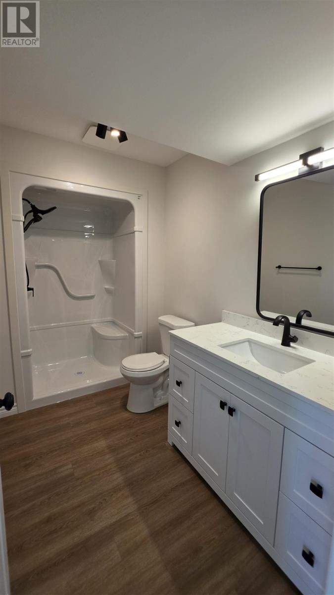 255 East Balfour ST - 39