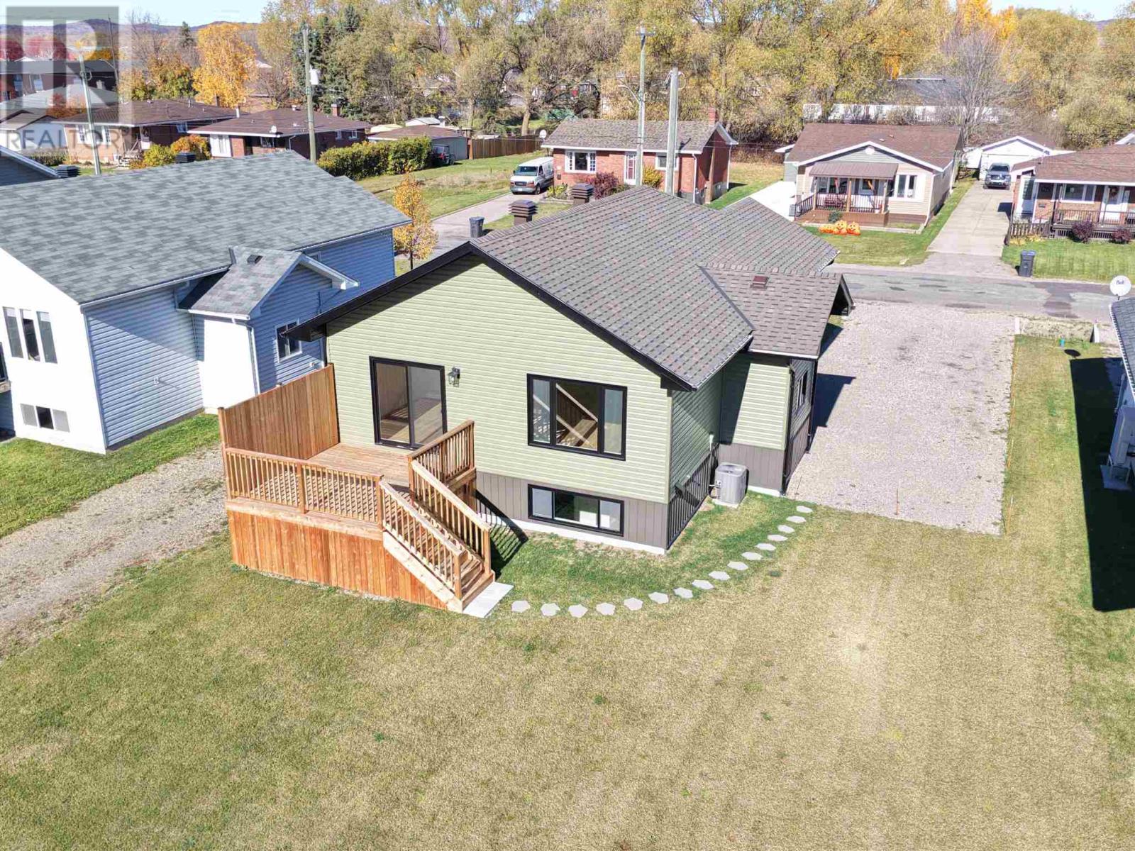 255 East Balfour ST - 46