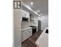 Kitchen - 76 Lewiston Street Ne, Calgary, AB T3P3B1 Photo 10