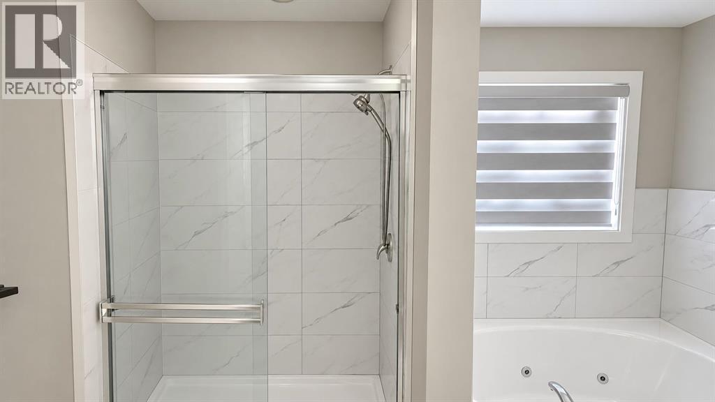 197 Baysprings Gardens SW, Airdrie — photo 19