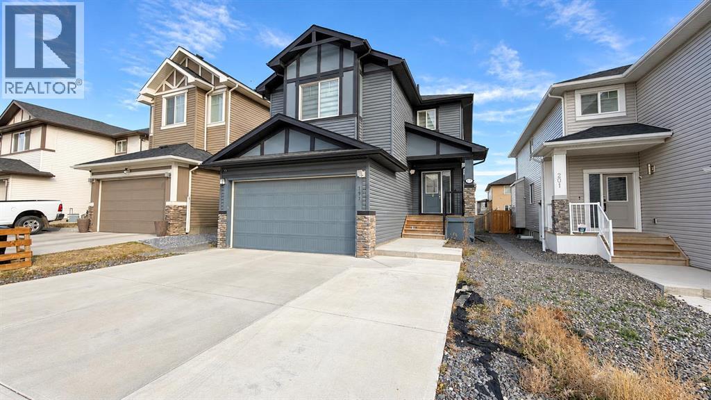 197 Baysprings Gardens SW, Airdrie — photo 2