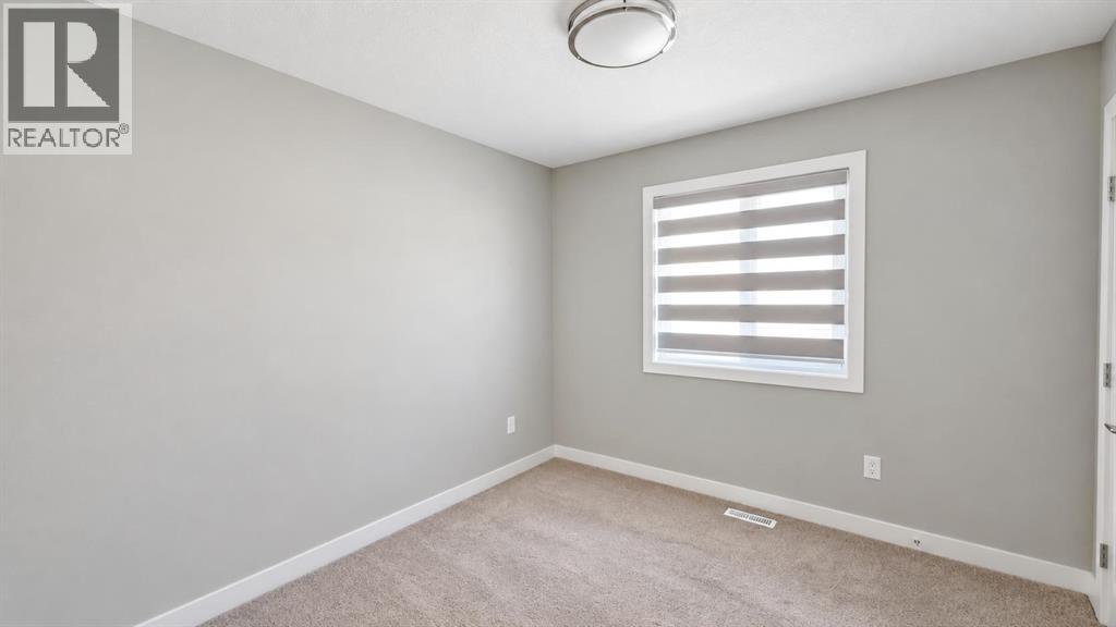197 Baysprings Gardens SW, Airdrie — photo 25