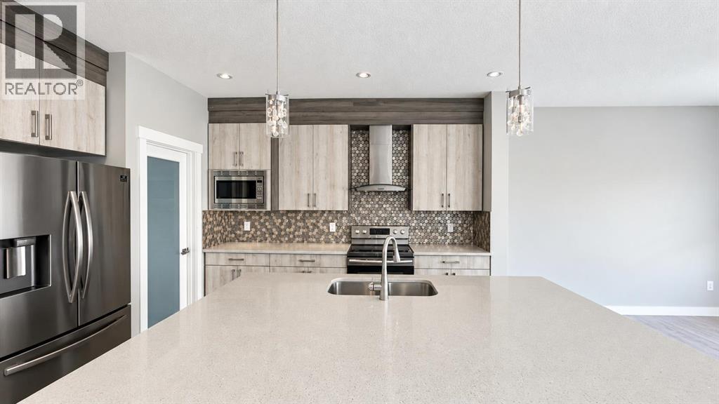 197 Baysprings Gardens SW, Airdrie — photo 8