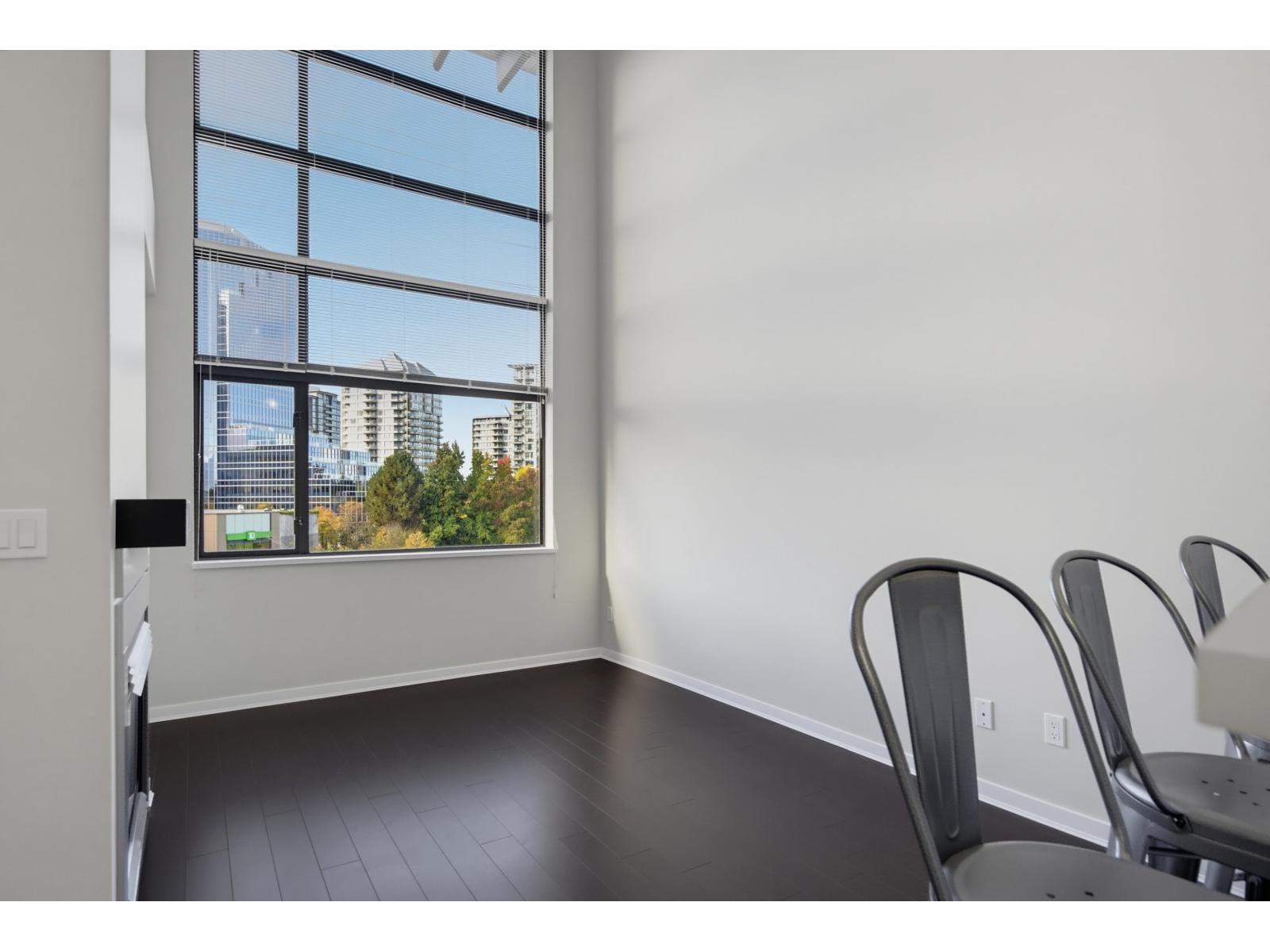 423 10866 City Parkway, Surrey — photo 11