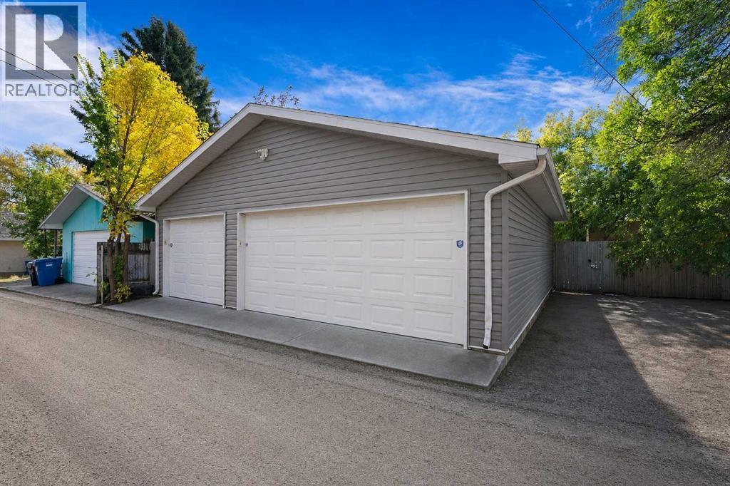 1501 16 Avenue S, photo 26 of 28
