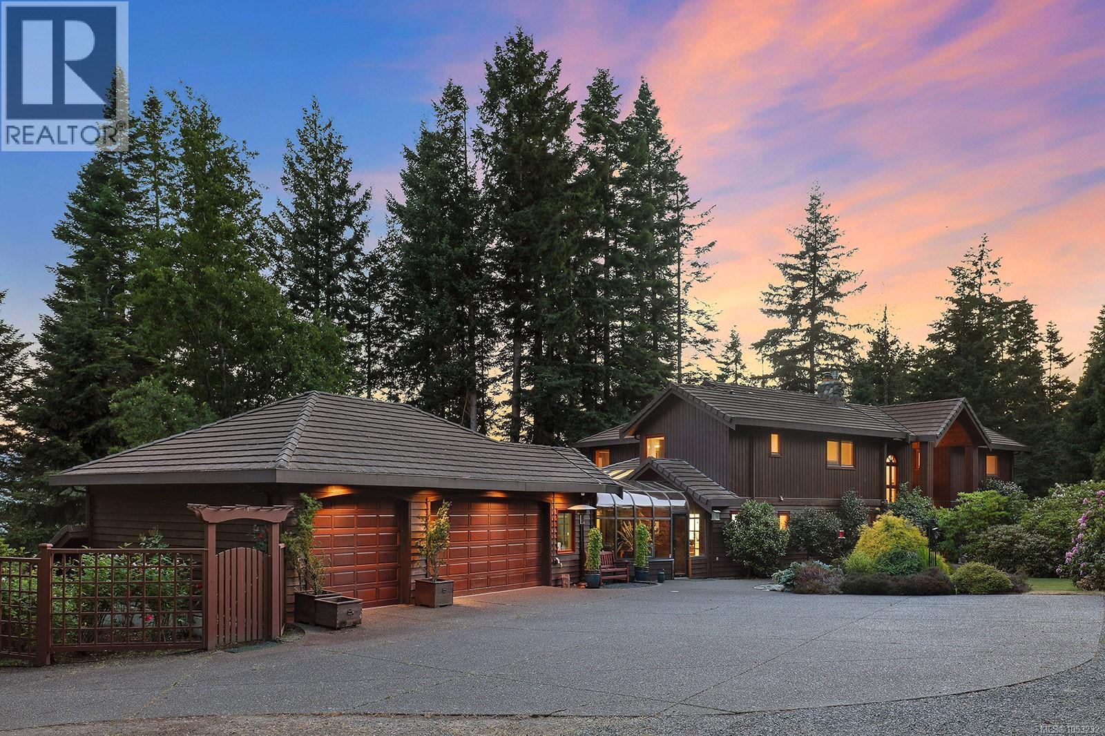 1717 Glen Urquhart Dr, Courtenay