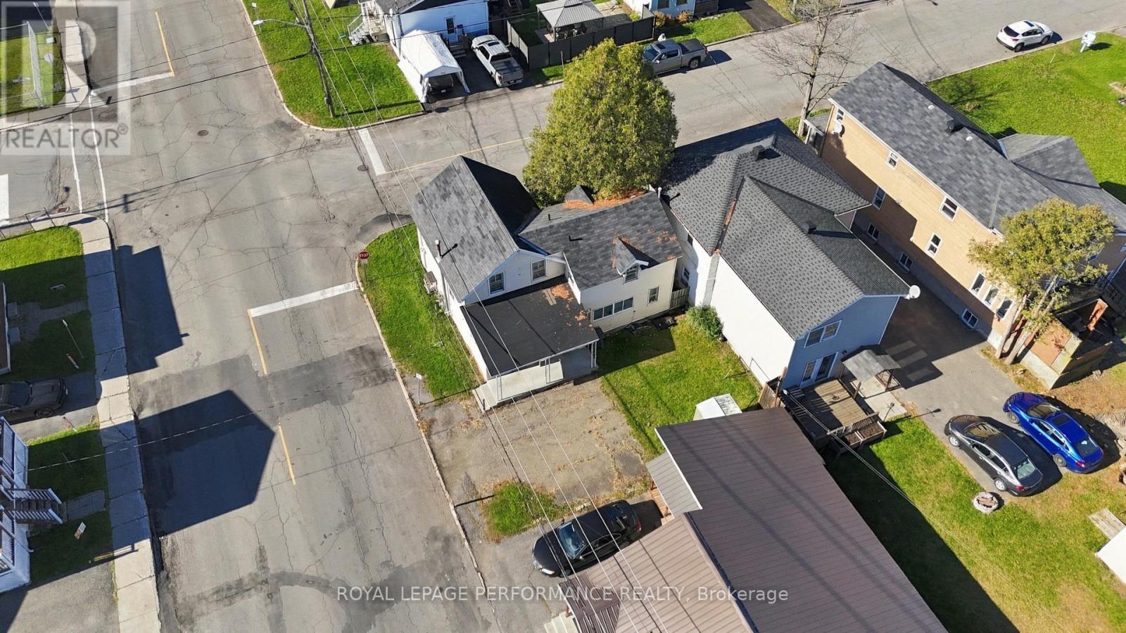 325 KITCHENER STREET, Hawkesbury — photo 10