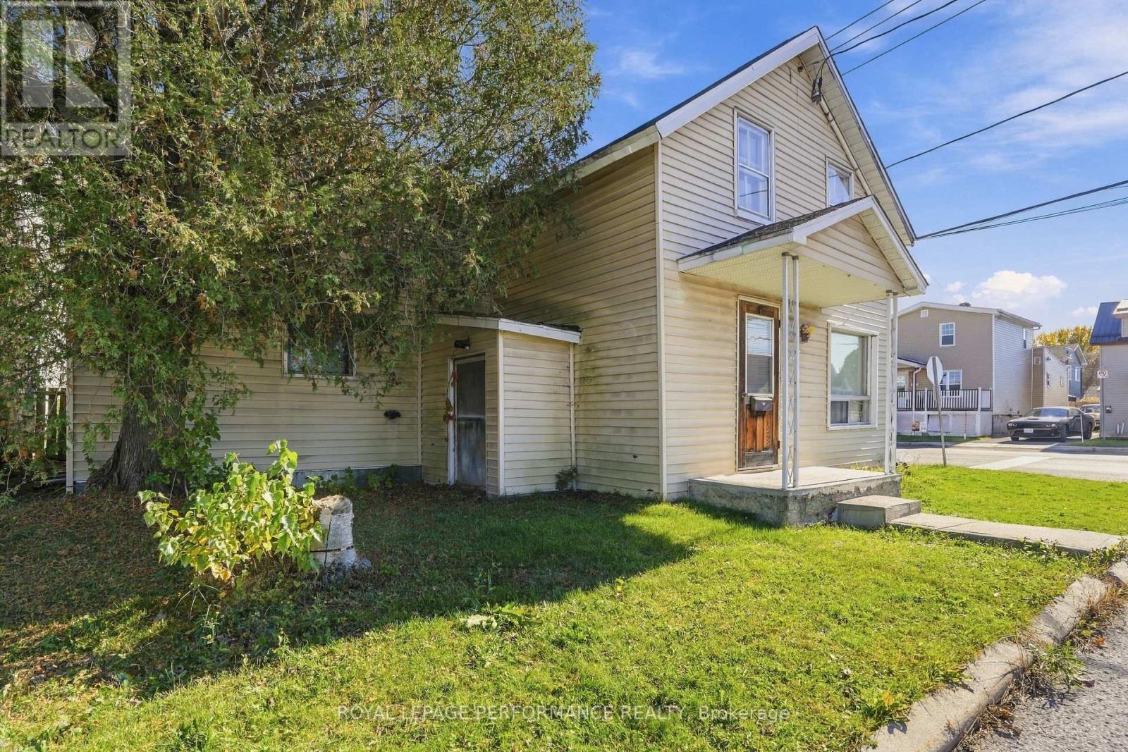 325 KITCHENER STREET, Hawkesbury — photo 5