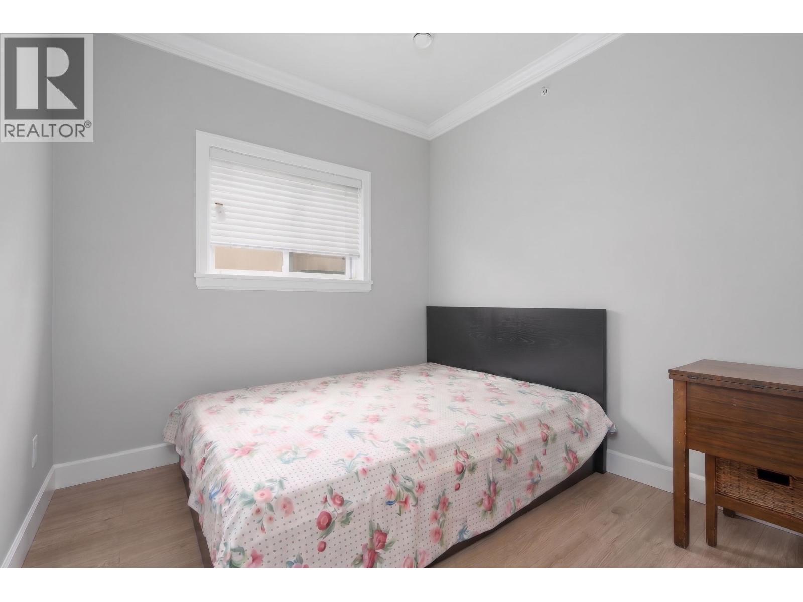 7936 Main Street, Vancouver — photo 12