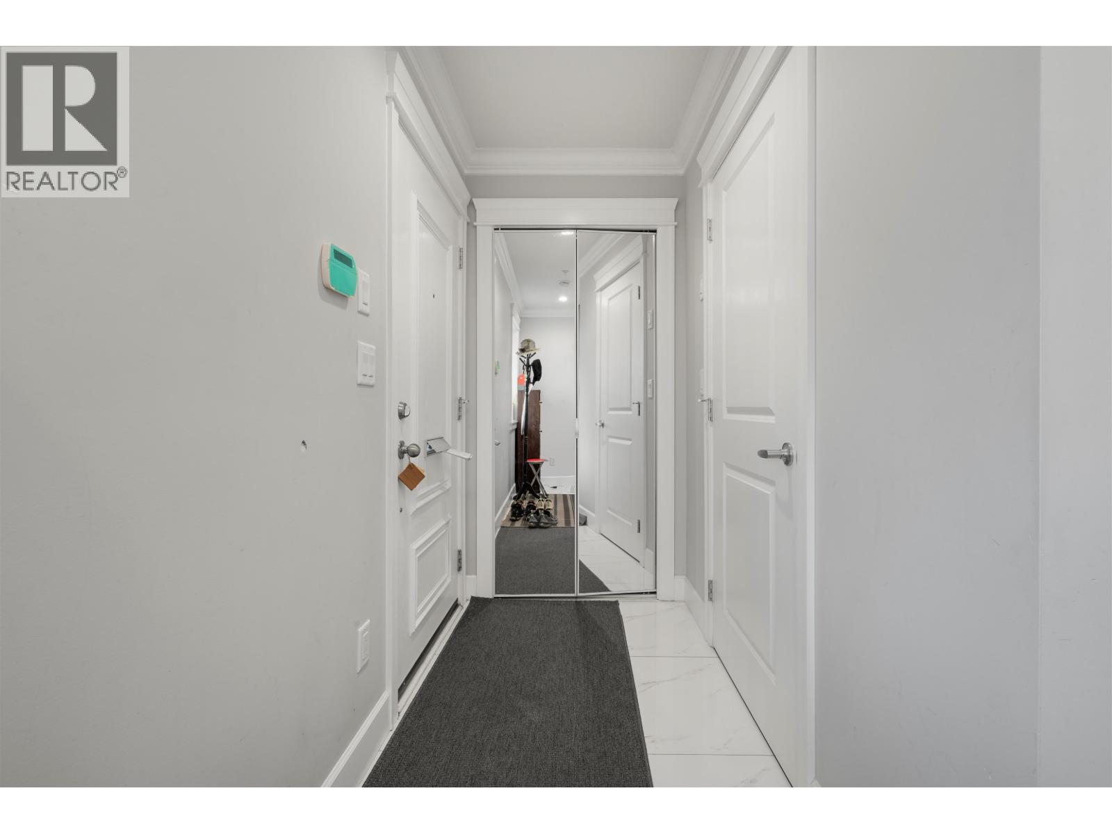7936 Main Street, Vancouver — photo 16