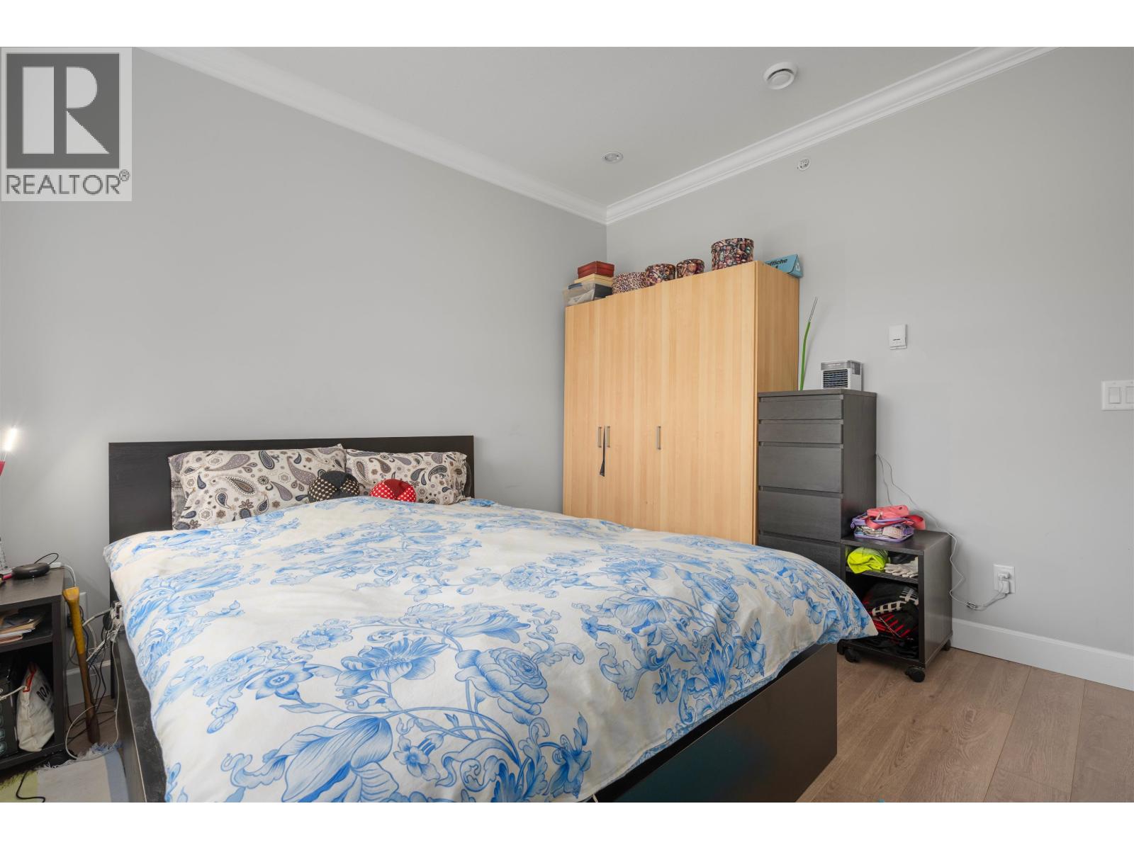 7936 Main Street, Vancouver — photo 9