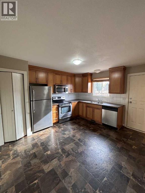 244 Mt Alderson Crescent W, Lethbridge — photo 3