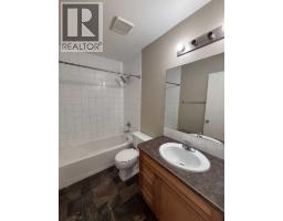 244 Mt Alderson Crescent W, Lethbridge, AB T1K6V8 Photo 9