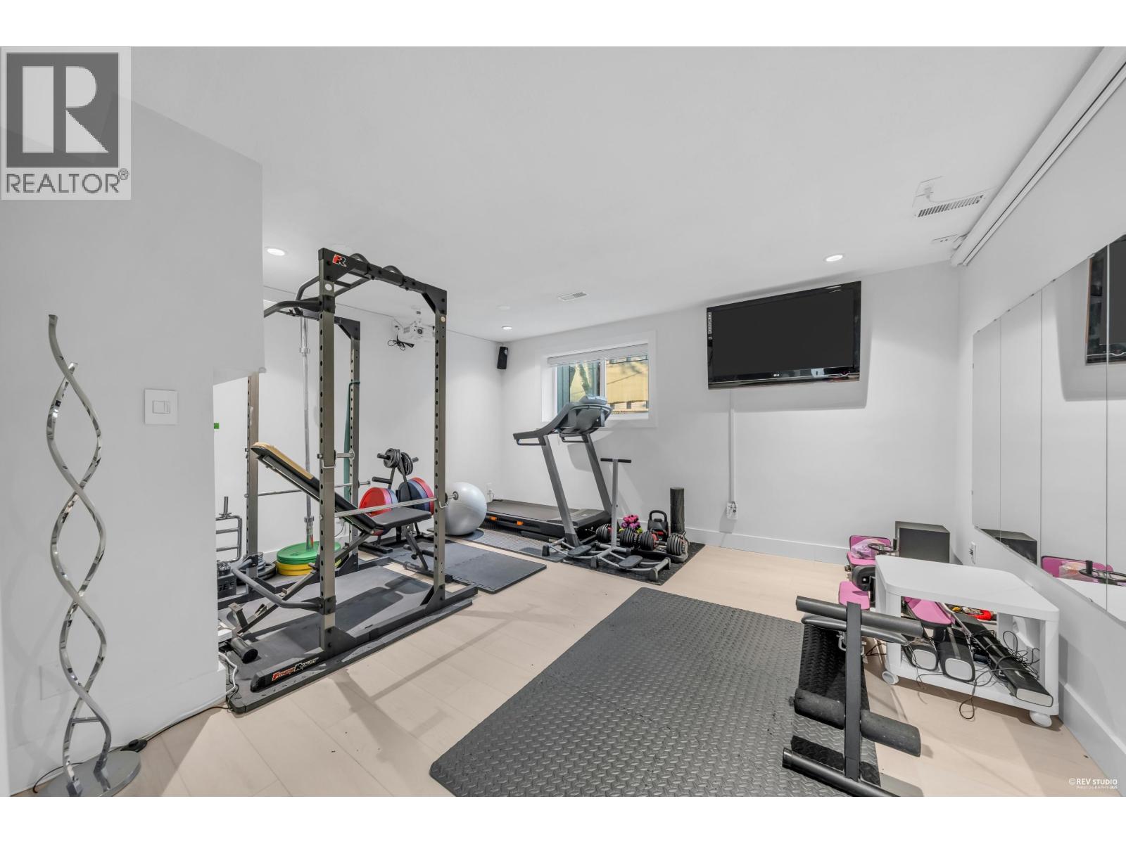 475 Newlands Road, West Vancouver — photo 26