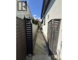 418 E 12th Street, North Vancouver, BC V7L2K3 Photo 7