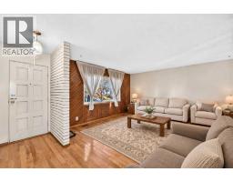 Bedroom - 127 Marwood Circle Ne, Calgary, AB T2A2S1 Photo 11