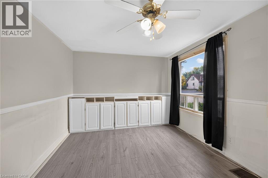 747 RENNIE Street, Hamilton — photo 11