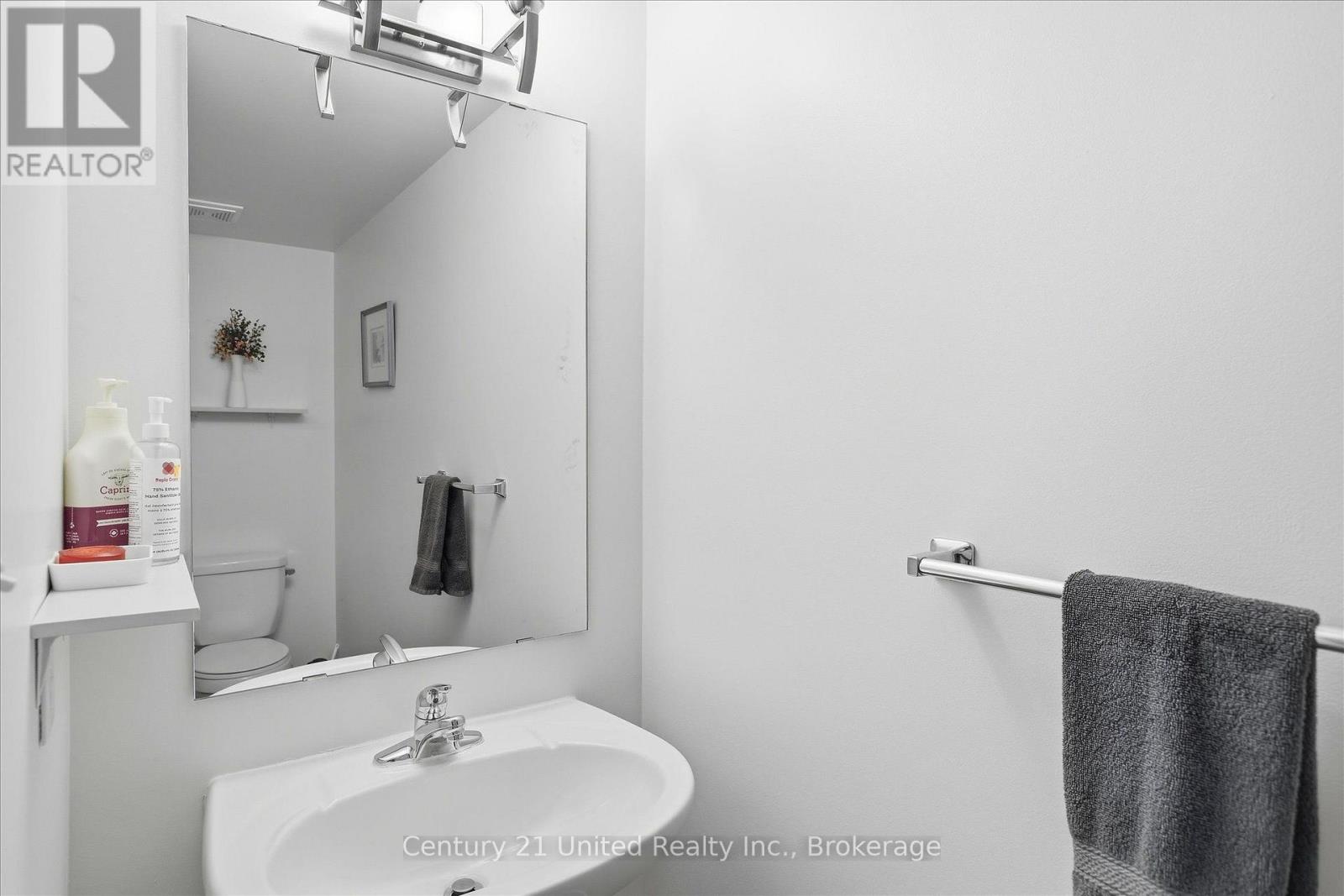 230 Cowling Heights, Peterborough, ON photo 14