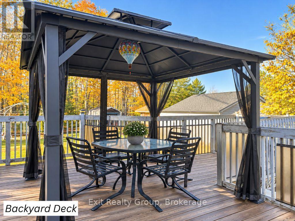 2585 County Rd 2, Prince Edward County, ON photo 33