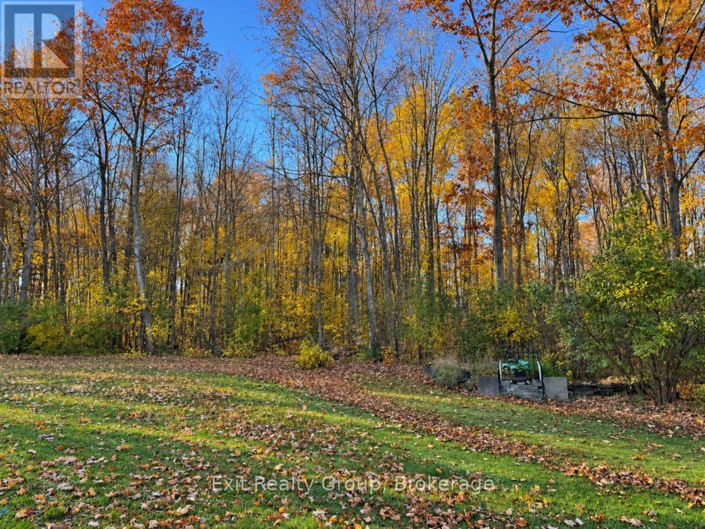 2585 County Rd 2, Prince Edward County, ON photo 35