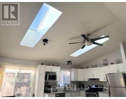2585 County Rd 2, Prince Edward County, ON K0K1A0 Photo 17