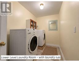2585 County Rd 2, Prince Edward County, ON K0K1A0 Photo 32