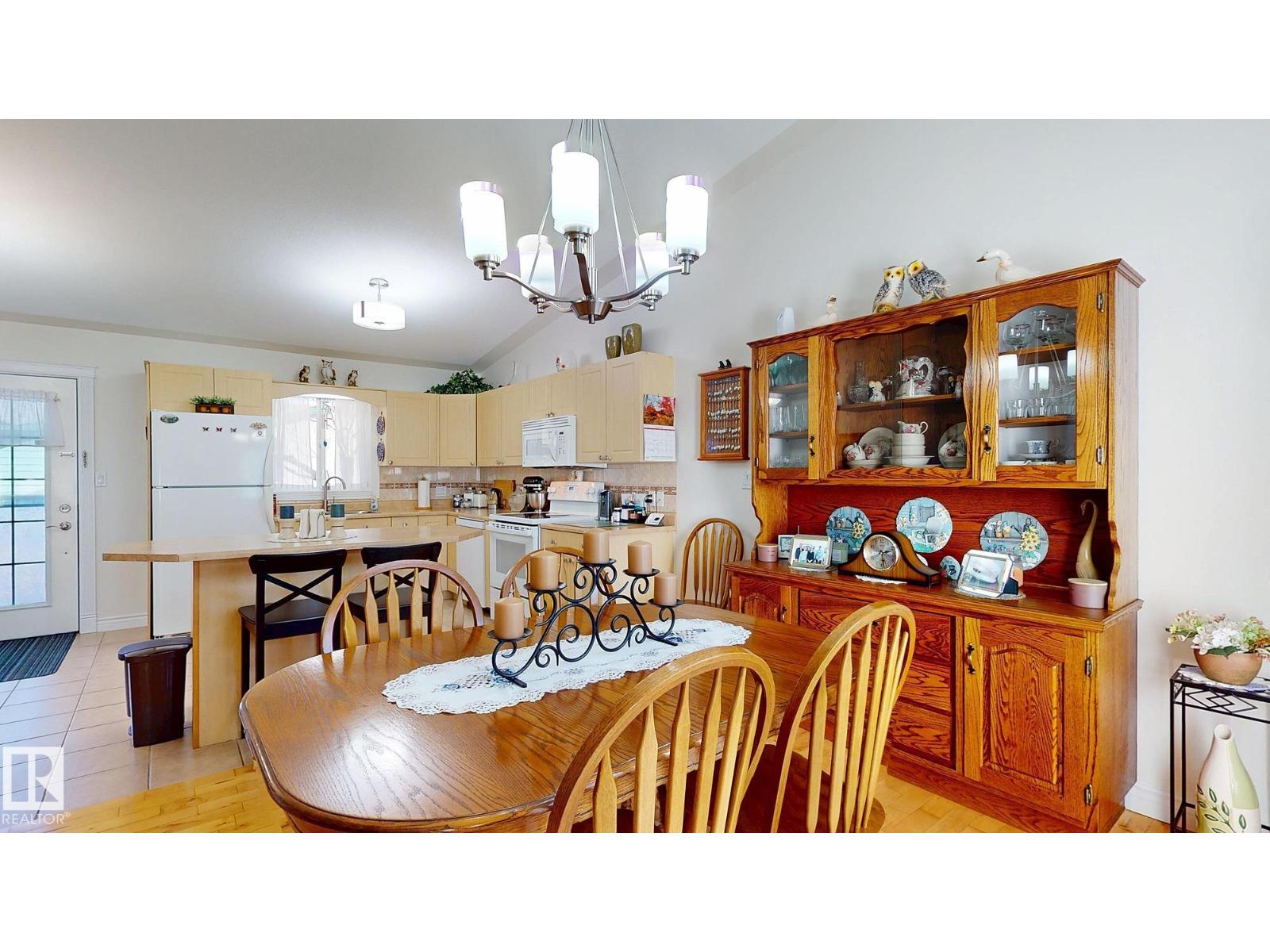 Property photograph 12 for MLS E4514388