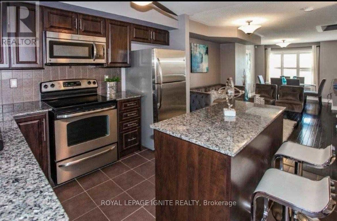 7 Cooperage Lane, Ajax, ON photo 2