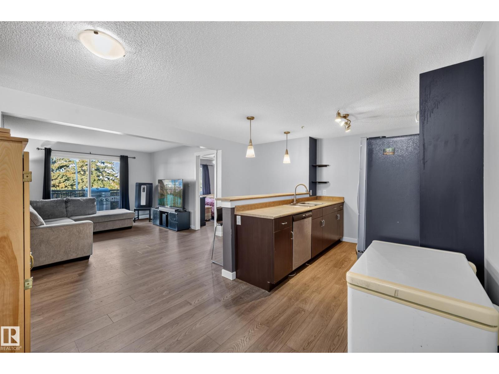 #326 1180 HYNDMAN RD NW, Edmonton — photo 2